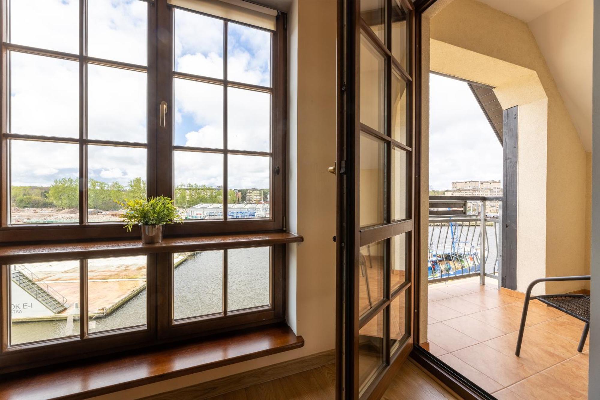אוסטקה Apartamenty Baltyckie - Bulwar Portowy - Widok Na Port, Centrum, Najlepsza Lokalizacja W Ustce מראה חיצוני תמונה